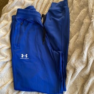 Under Armour loose fit sweat pants. Cold Gear
